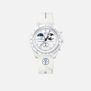 Swatch x Omega Bioceramic Moonswatch Mission to Earthphase
