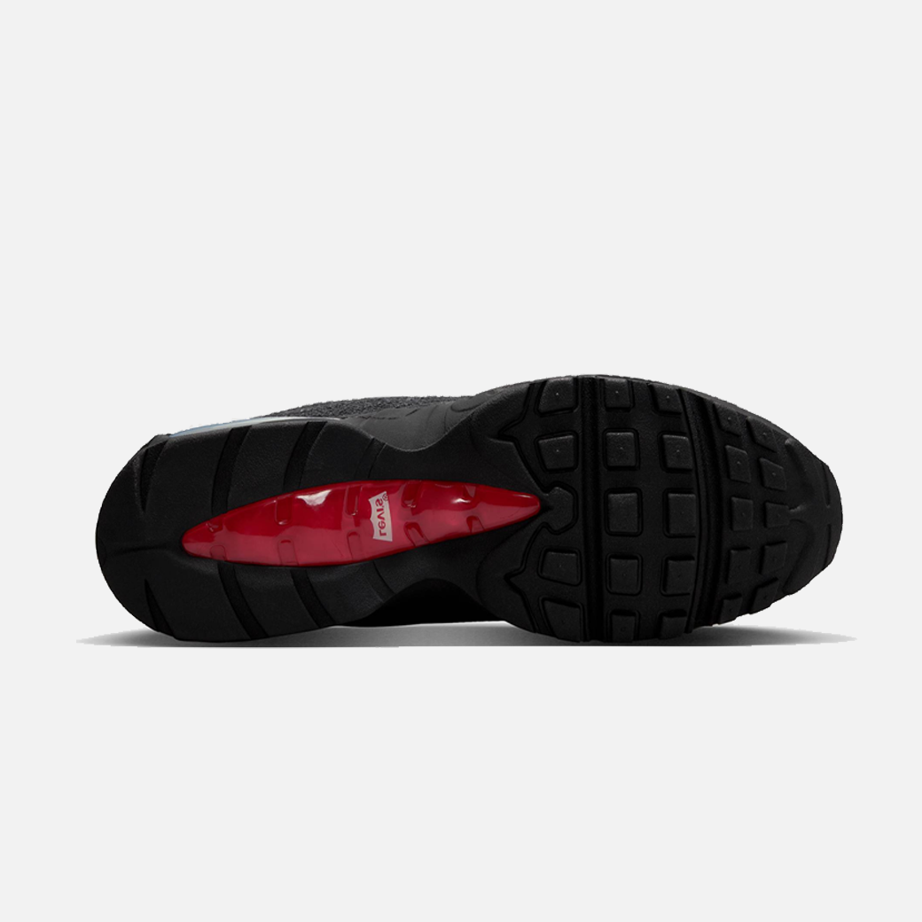Levi’s x Nike Air Max 95 OG Black Anthracite bottom view, detailed outsole design, limited edition sneaker collaboration, durable grip pattern, premium streetwear trainers.