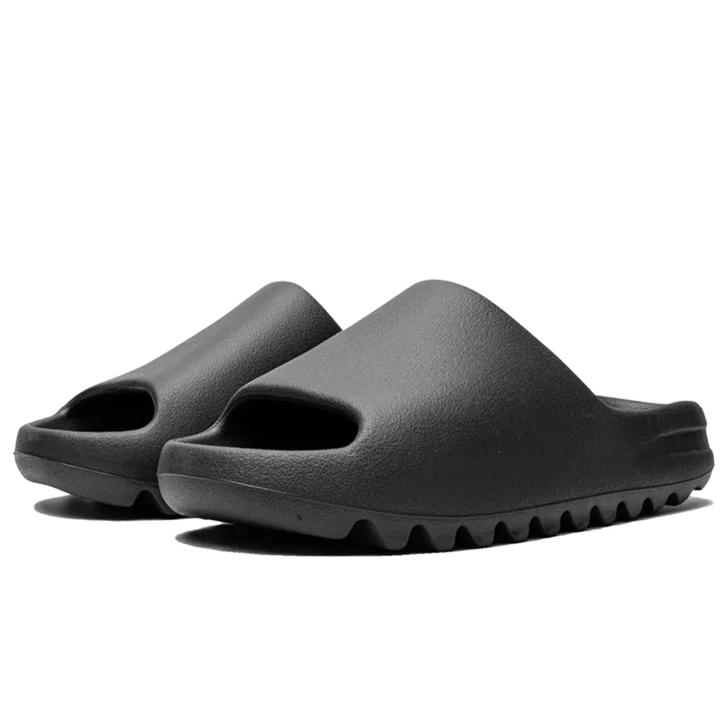 YEEZY SLIDE ONYX PAIR