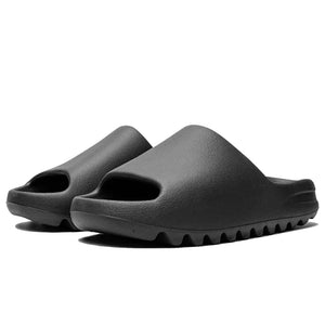 YEEZY SLIDE ONYX PAIR