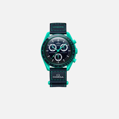 Swatch x Omega Bioceramic Moonswatch 'Mission to Earth' - Polar Lights (SO33L103)